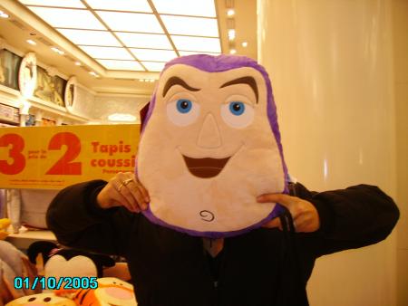 BUZZ L'ECLAIR